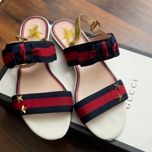 Gucci sandals 39
